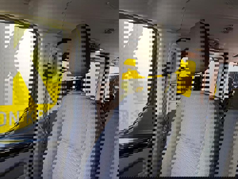 Image Ford TRANSIT/TOURNEO CUSTOM COMBI 320 1.0 125 L1 Tourneo Hybrid Titanium GPS Caméra Carplay 8 places Régul Clim auto Gtie 1 an